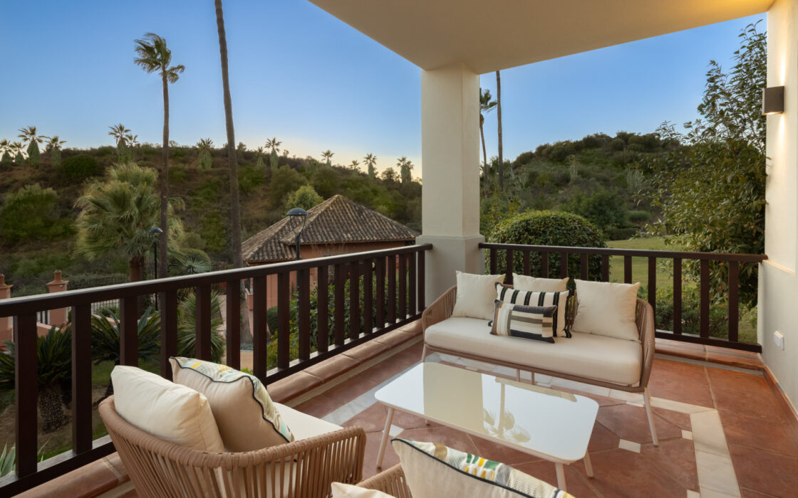 Вилла 654 кв.м на Золотой миле в Марбелье с видом на море