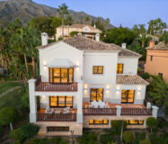 Вилла 654 кв.м на Золотой миле в Марбелье с видом на море