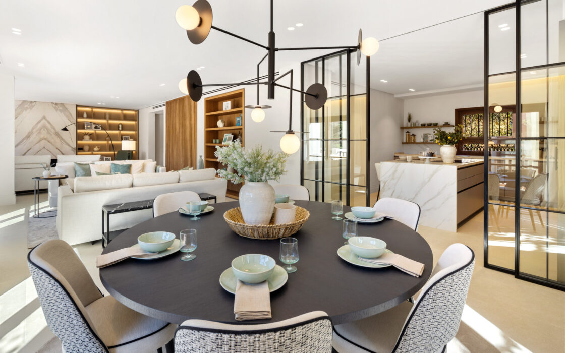 Вилла 654 кв.м на Золотой миле в Марбелье с видом на море