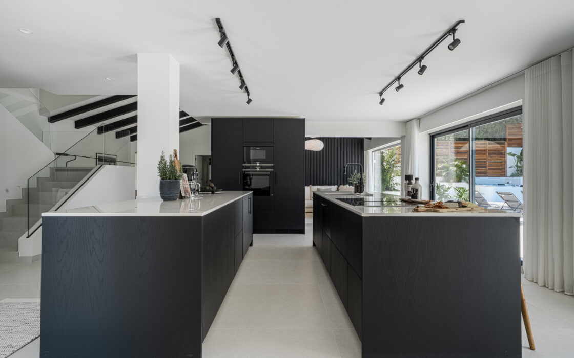 Вілла в Новій Андалусії з видом на гори 262 кв.м