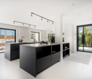 Вілла в Новій Андалусії з видом на гори 262 кв.м