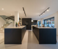 Вілла в Новій Андалусії з видом на гори 262 кв.м