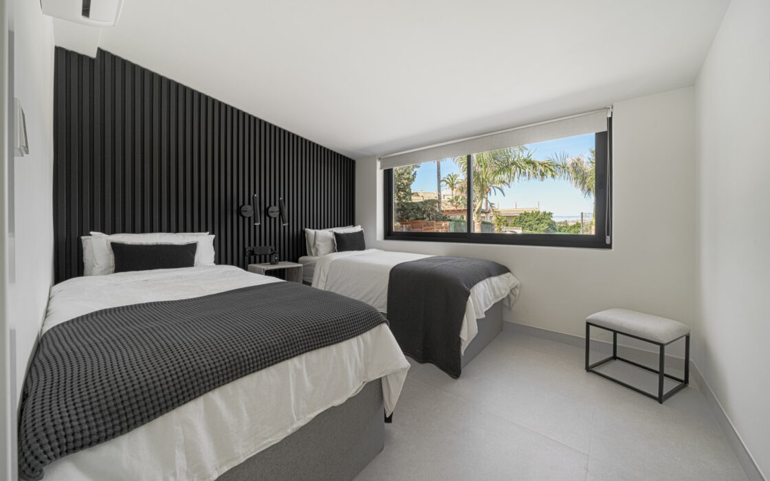 Вілла в Новій Андалусії з видом на гори 262 кв.м