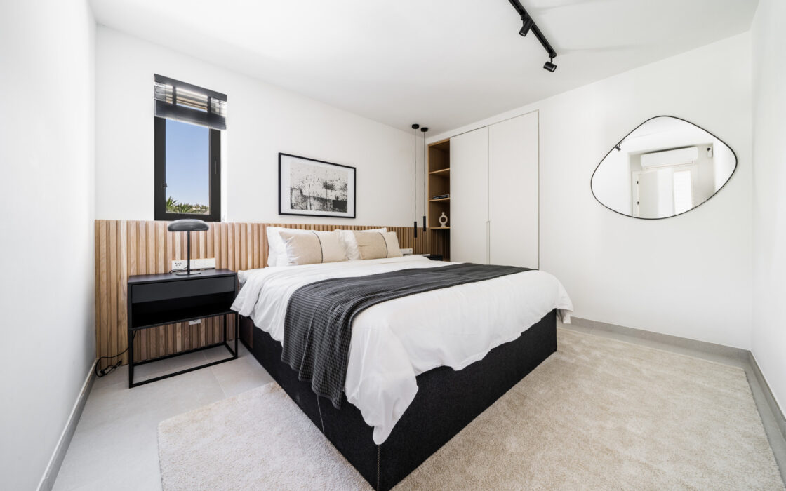 Вілла в Новій Андалусії з видом на гори 262 кв.м