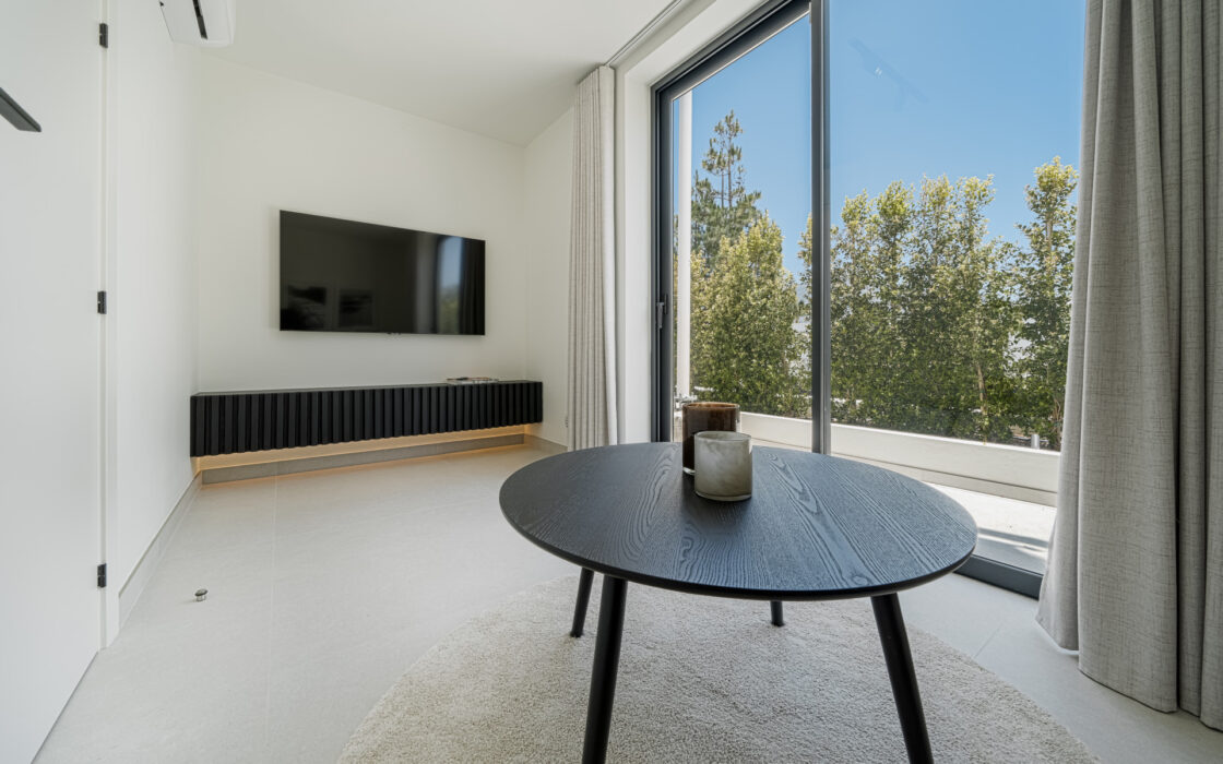 Вілла в Новій Андалусії з видом на гори 262 кв.м