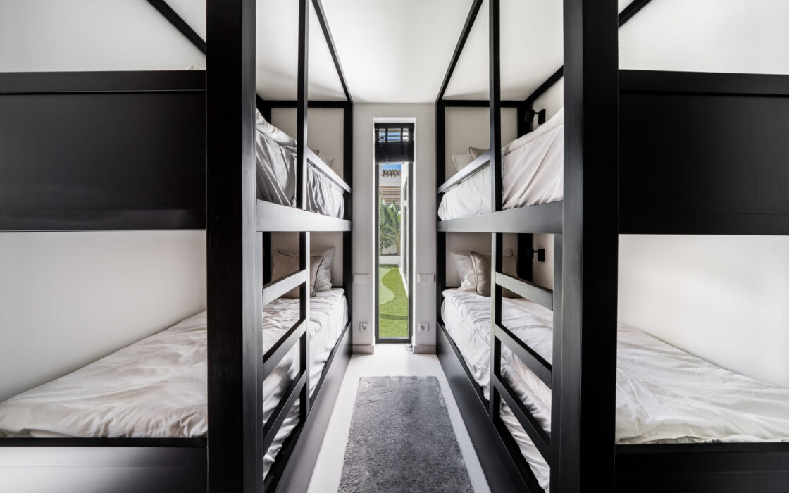 Вілла в Новій Андалусії з видом на гори 262 кв.м