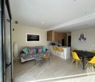 Полунова квартира в Сьерра Кортина з видом на море 77 кв.м