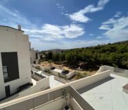 Полунова квартира в Сьерра Кортина з видом на море 77 кв.м