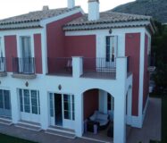 Вилла в Сьерра-Кортина з видом на море, 200 кв.м, 4 спальні