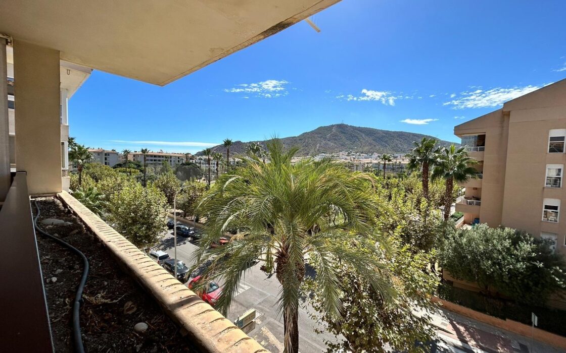 Просторная квартира в Альбире с панорамными видами 109 кв.м