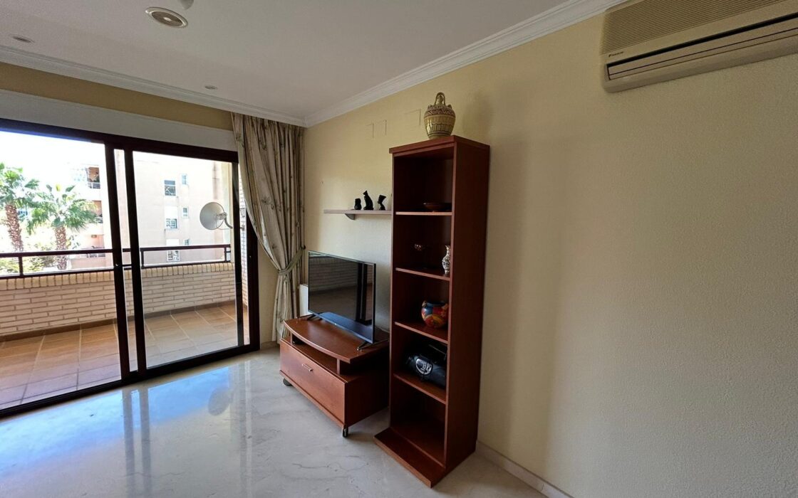 Просторная квартира в Альбире с панорамными видами 109 кв.м