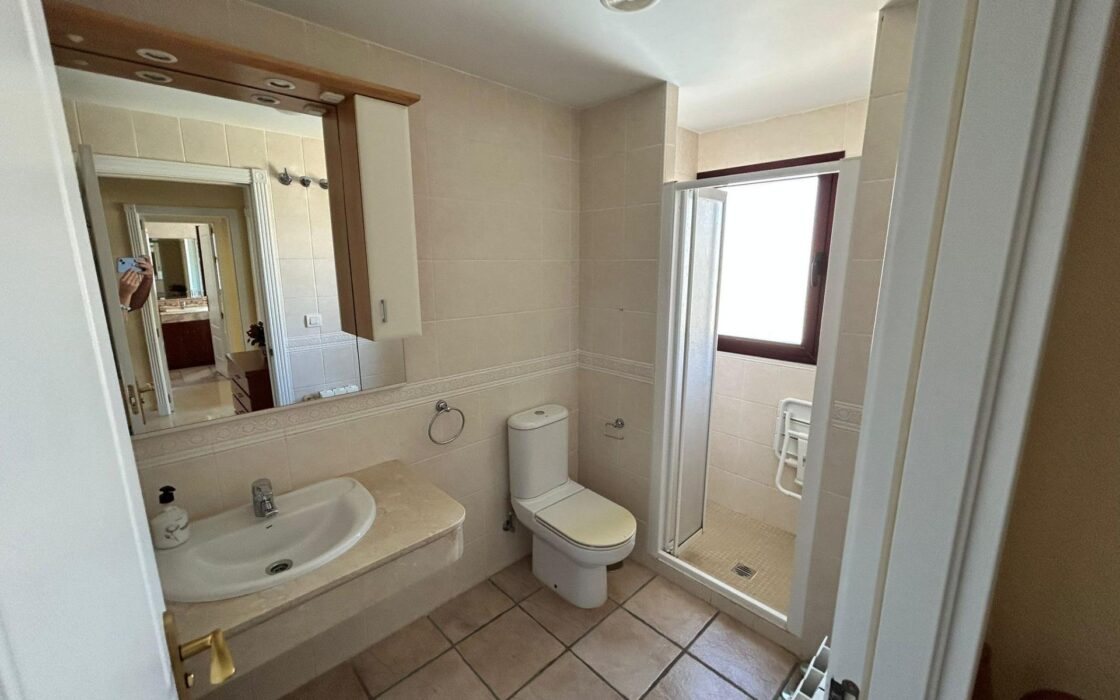 Просторная квартира в Альбире с панорамными видами 109 кв.м