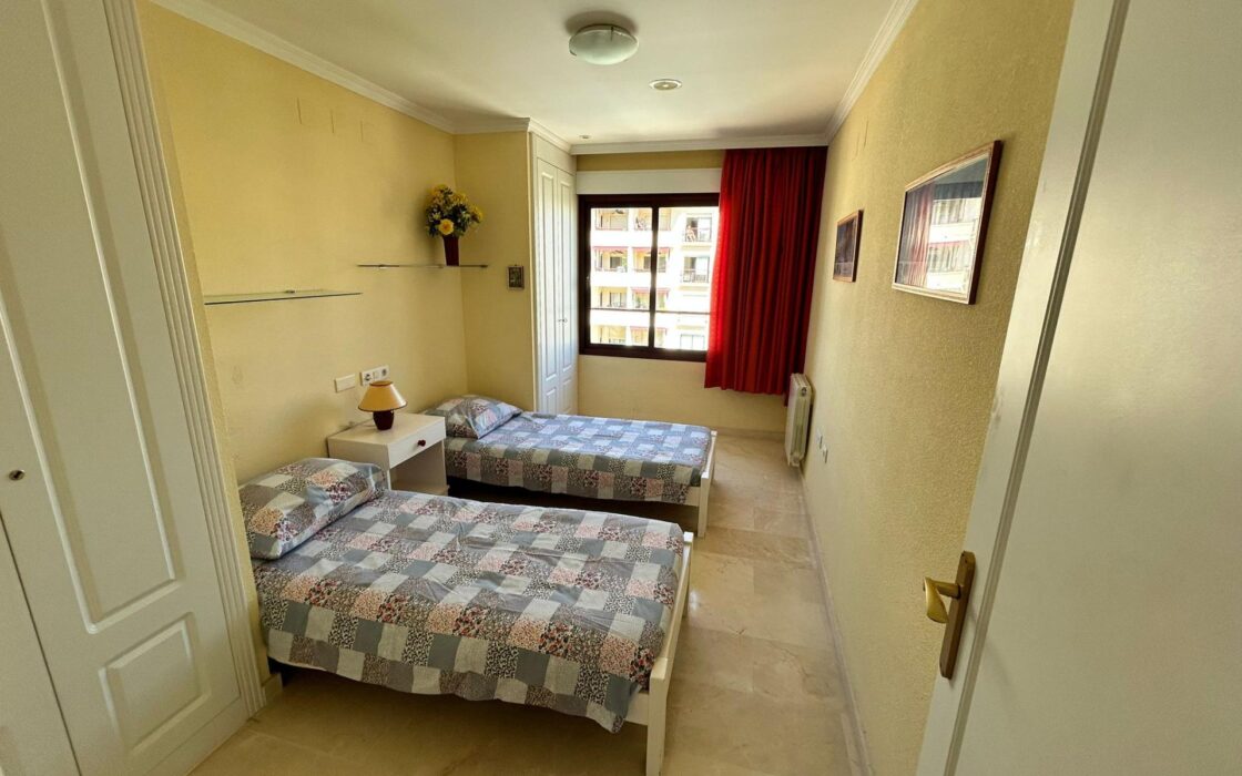 Просторная квартира в Альбире с панорамными видами 109 кв.м