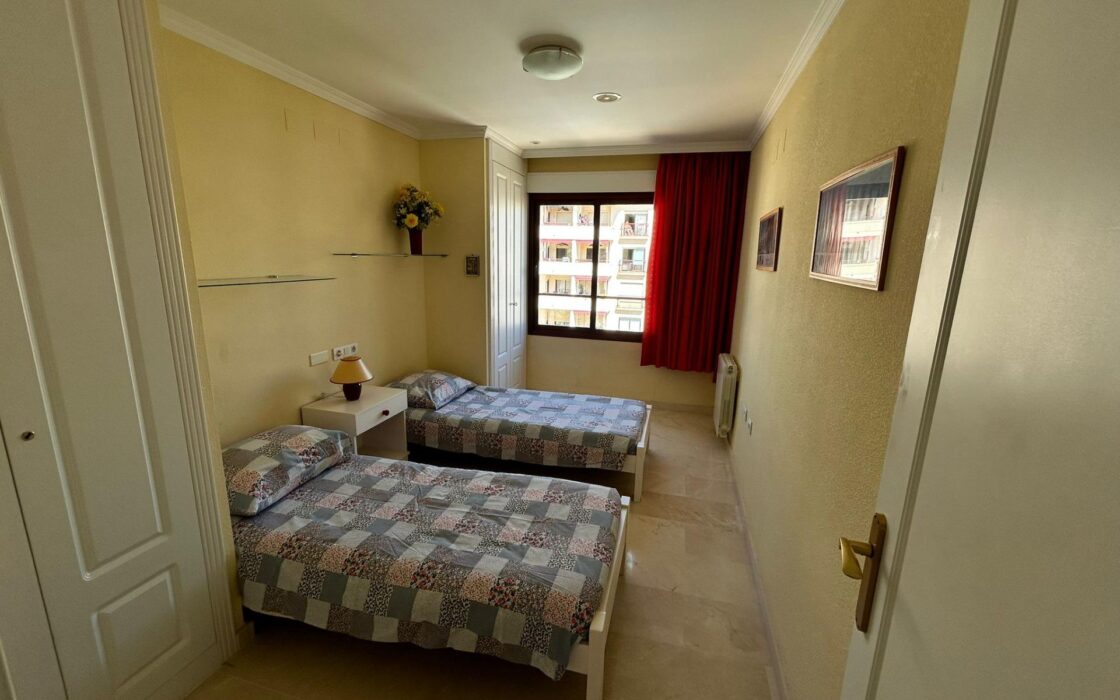 Просторная квартира в Альбире с панорамными видами 109 кв.м