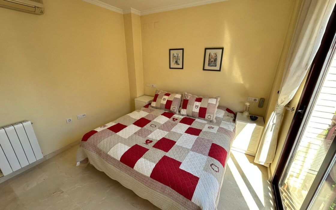 Просторная квартира в Альбире с панорамными видами 109 кв.м