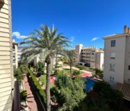 Просторная квартира в Альбире с панорамными видами 109 кв.м