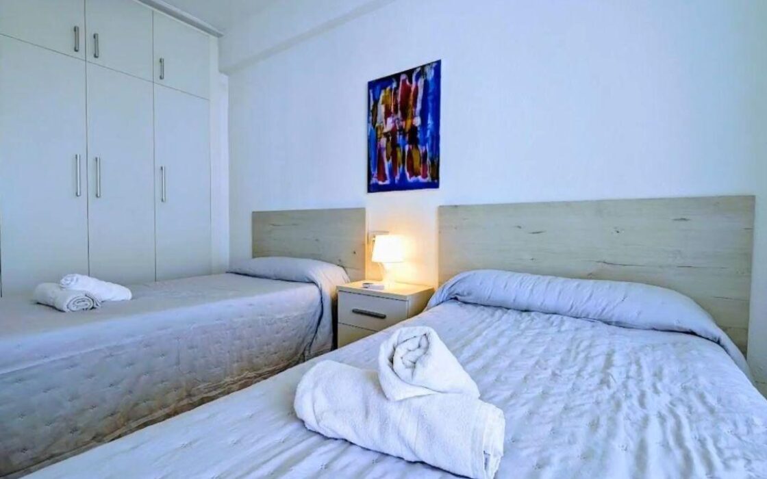 Квартира с видом на море в Бенидорме 55 кв.м с террасой