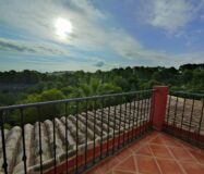 Просторная вилла с террасами в Ла Нусии, 290 кв.м, уединение