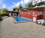 Просторная вилла с террасами в Ла Нусии, 290 кв.м, уединение