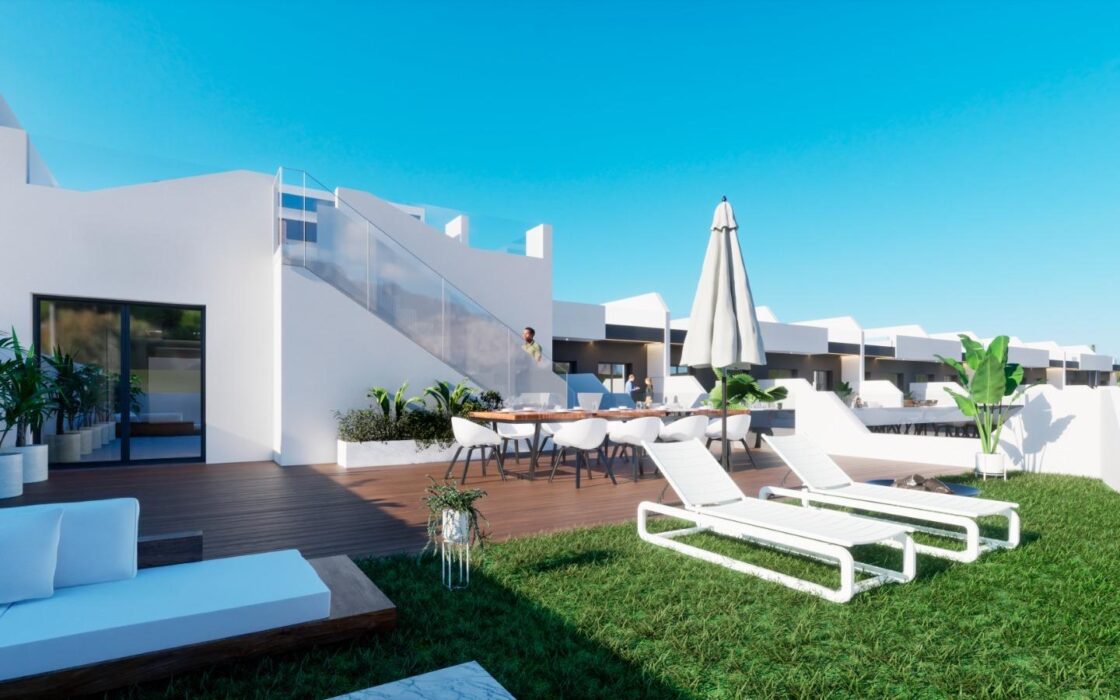 Новый дом с террасой 16 м² в Бенихофар, 2 спальни