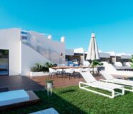 Новый дом с террасой 16 м² в Бенихофар, 2 спальни