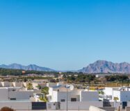 Новый дом с террасой 16 м² в Бенихофар, 2 спальни