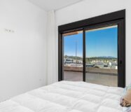 Новый дом с террасой 16 м² в Бенихофар, 2 спальни