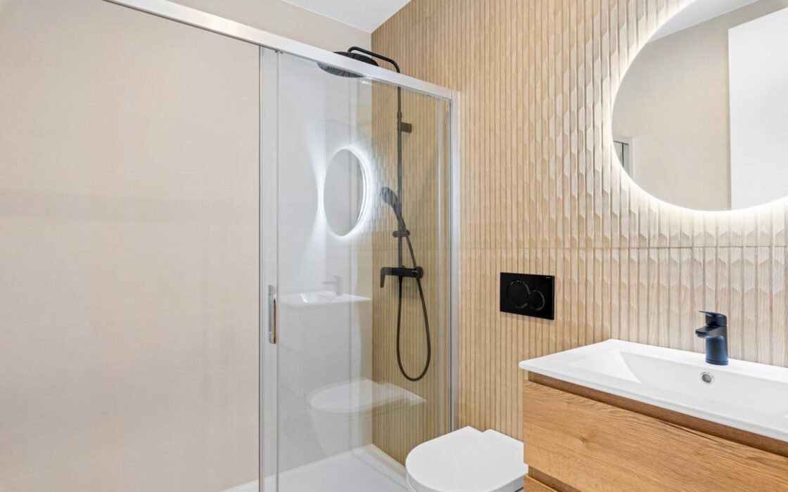 Новый дом с террасой 16 м² в Бенихофар, 2 спальни