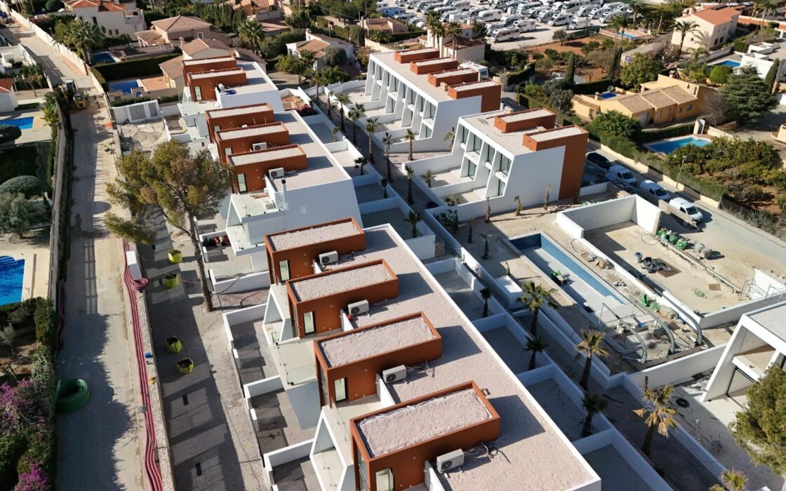 Двоквартирні будинки в Кальпе з терасою та басейном 139 кв.м