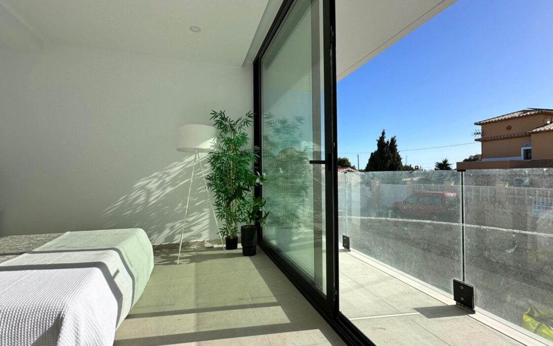 Двоквартирні будинки в Кальпе з терасою та басейном 139 кв.м