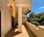 Просторная Квартира в Альбире с Террасой в 5 минутах до Моря