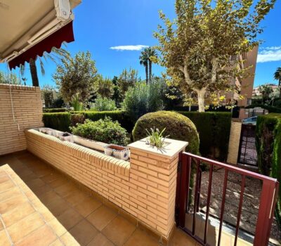 Простора Квартира в Альбирі з Терасою в 5 хвилинах до Моря