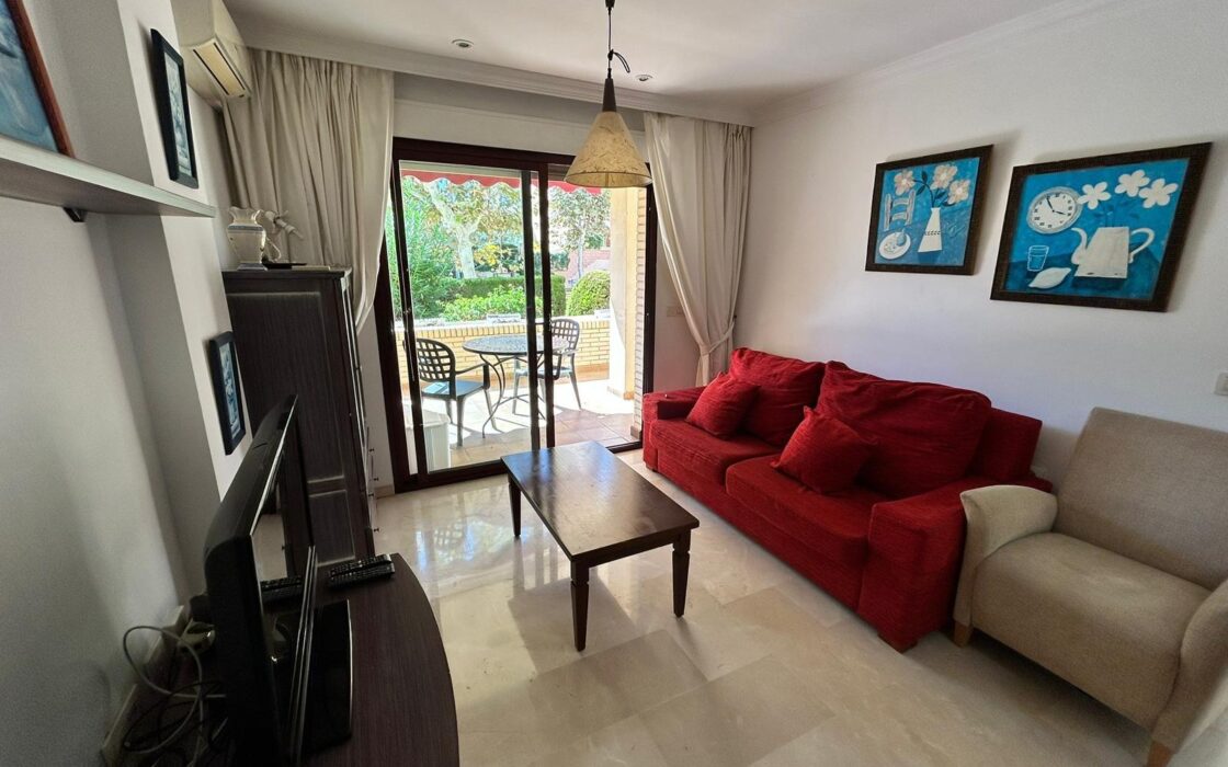 Просторная Квартира в Альбире с Террасой в 5 минутах до Моря