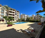 Просторная Квартира в Альбире с Террасой в 5 минутах до Моря