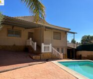 Дом в Годельете 170 кв.м с террасой и бассейном