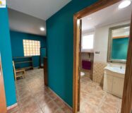 Дом в Годельете 170 кв.м с террасой и бассейном