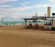 Квартира с участком в 100 м от моря, Коста Бланка, 3 комнаты