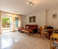 Квартира с участком в 100 м от моря, Коста Бланка, 3 комнаты