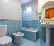 Квартира с участком в 100 м от моря, Коста Бланка, 3 комнаты