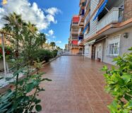 Апартаменты в Торревьехе 111 кв.м у моря с террасой