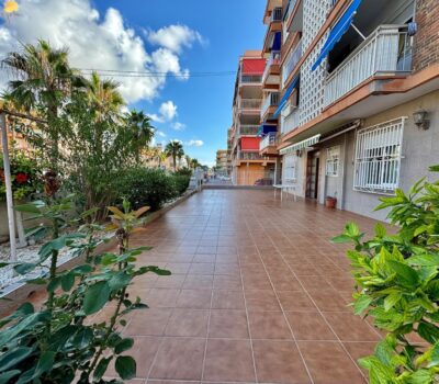 Апартаменти в Торрев’єсі 111 кв.м біля моря з терасою