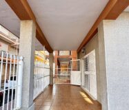 Апартаменты в Торревьехе 111 кв.м у моря с террасой