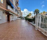 Апартаменты в Торревьехе 111 кв.м у моря с террасой