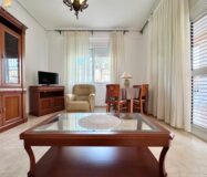 Апартаменты в Торревьехе 111 кв.м у моря с террасой