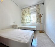 Апартаменты в Торревьехе 111 кв.м у моря с террасой