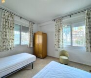 Апартаменты в Торревьехе 111 кв.м у моря с террасой