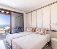 Нові вілли в Бенахавісі з терасою 512.97 кв.м