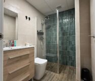 Апартаменты 46 кв.м в Валенсии, 2 комнаты, центр района