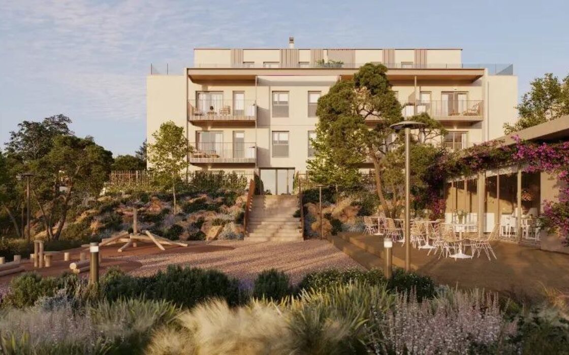 Новый жилой комплекс в Годелле с террасами у моря, 2-4 спальни