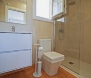 Простора вілла на Коста Бланці з терасою та басейном